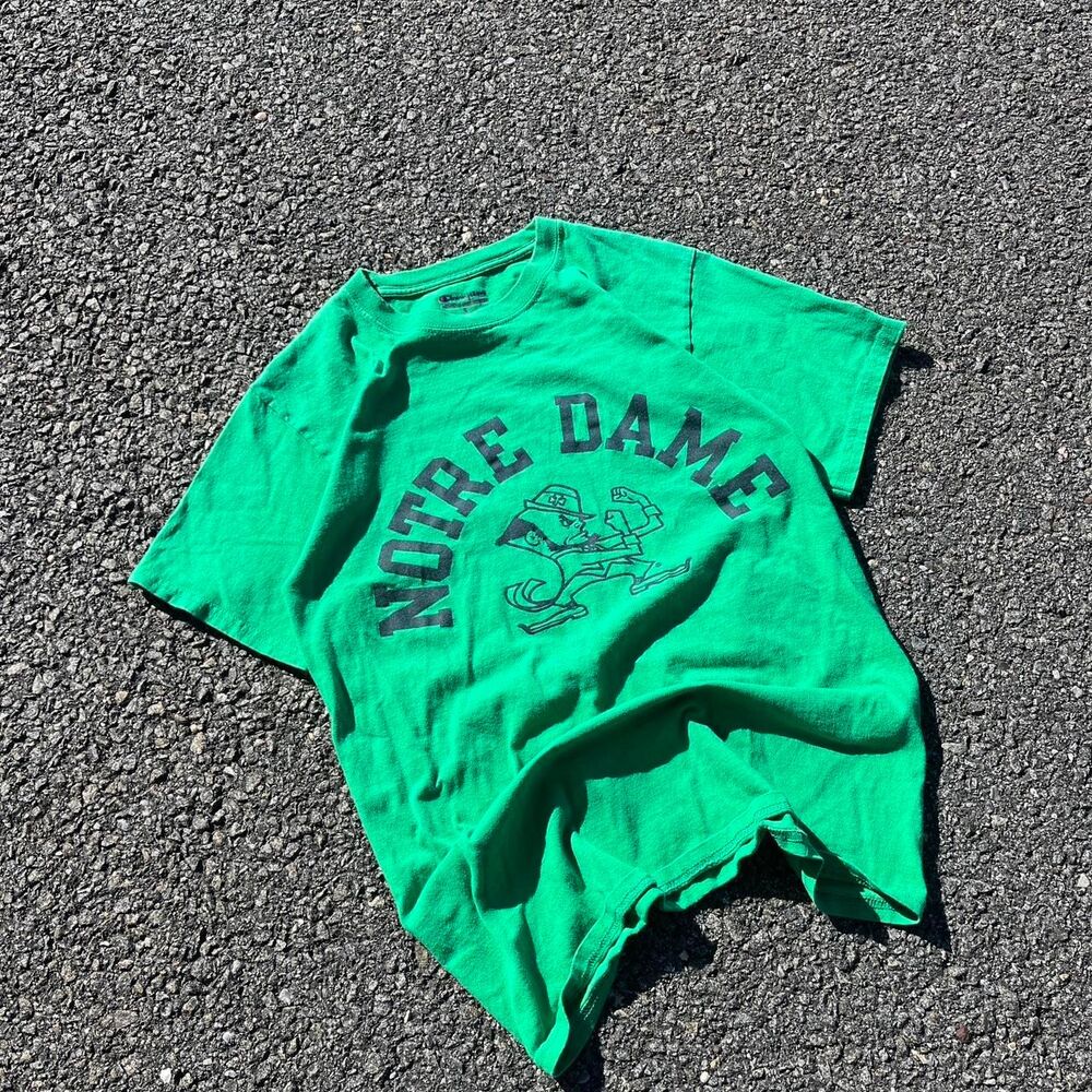 Champion Notre Dame university college graphic tee shirt